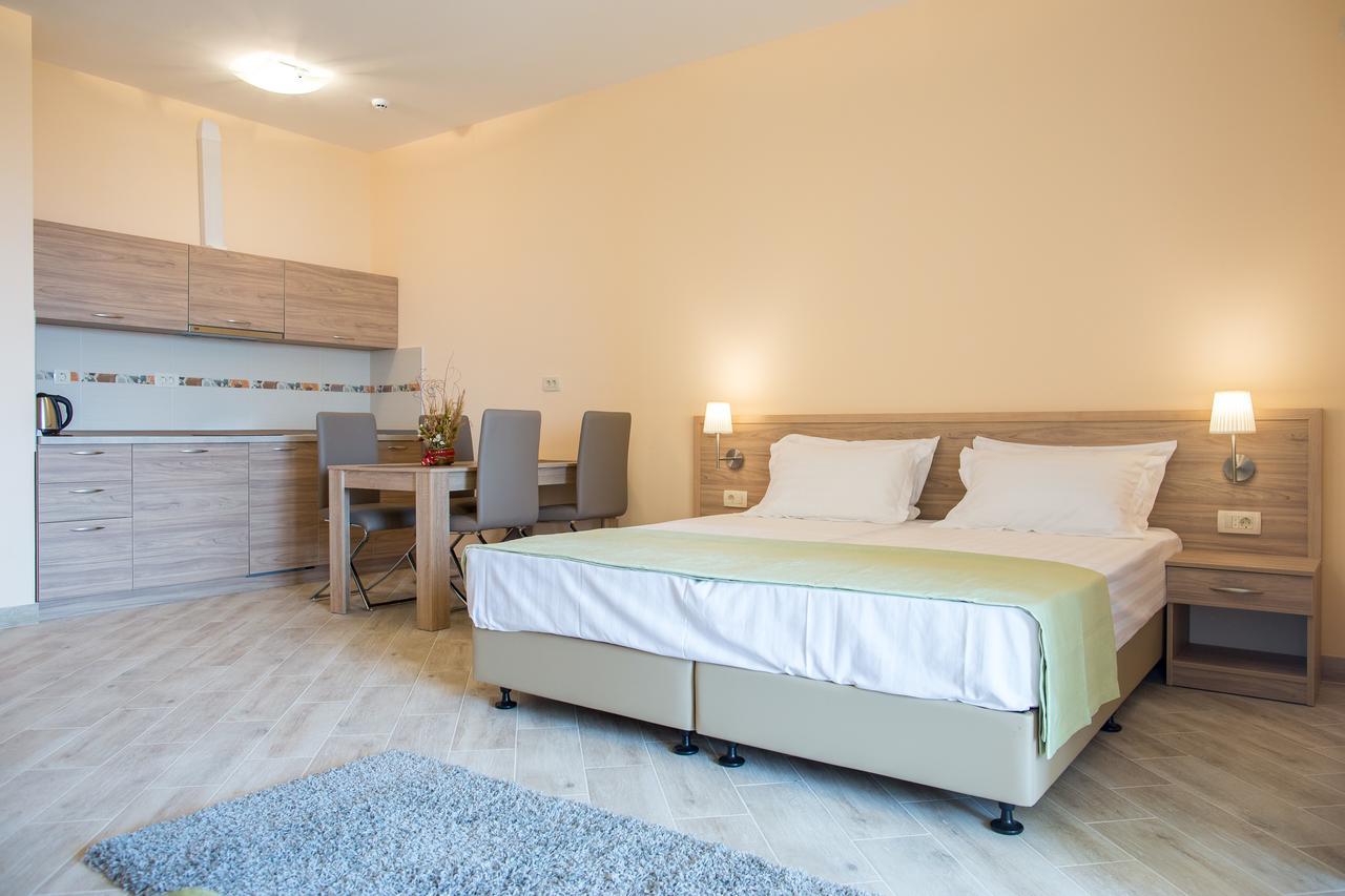 ApartHotel Belvedere Residence Becici Budva Habitación foto
